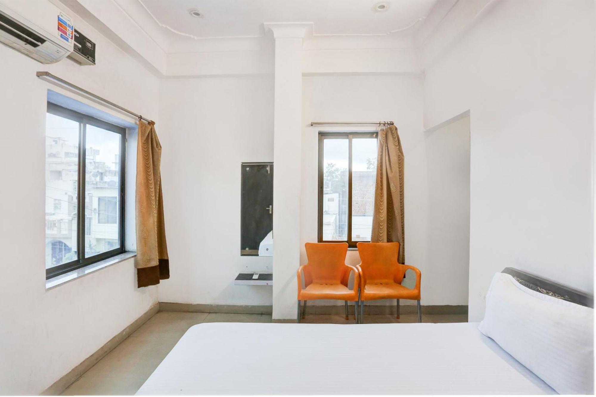 Super Hotel O Goverdhan Villa Udaipur Bagian luar foto