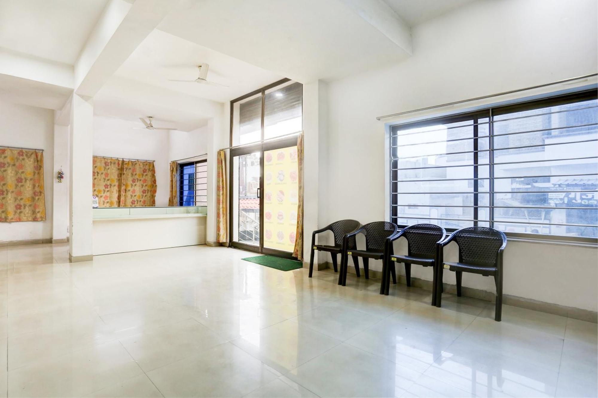 Super Hotel O Goverdhan Villa Udaipur Bagian luar foto